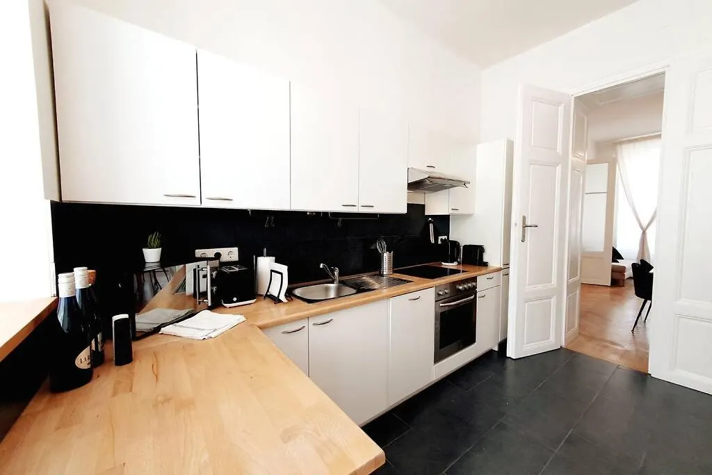 Savoir Vivre Apartments Rosinagasse Vienna