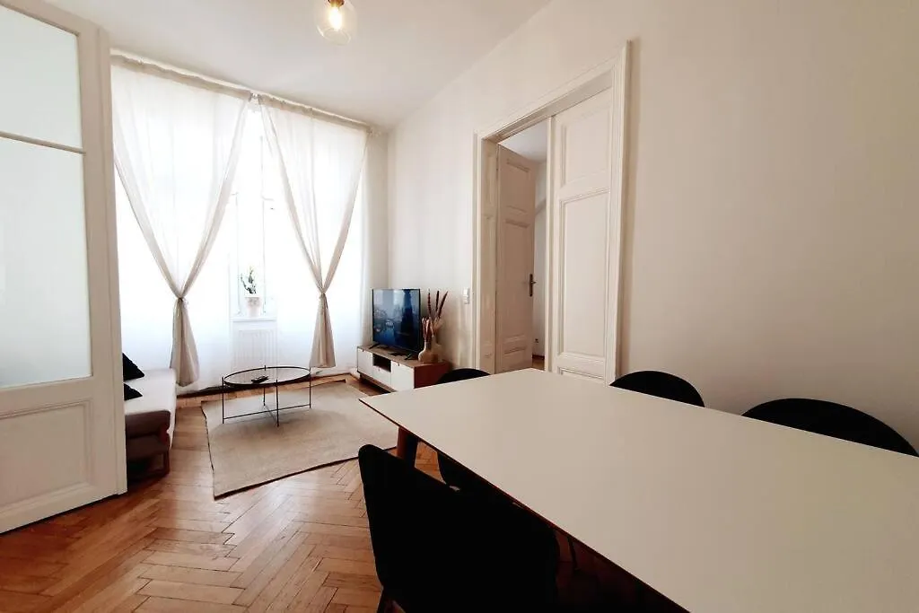 Savoir Vivre Apartments Rosinagasse Vienna