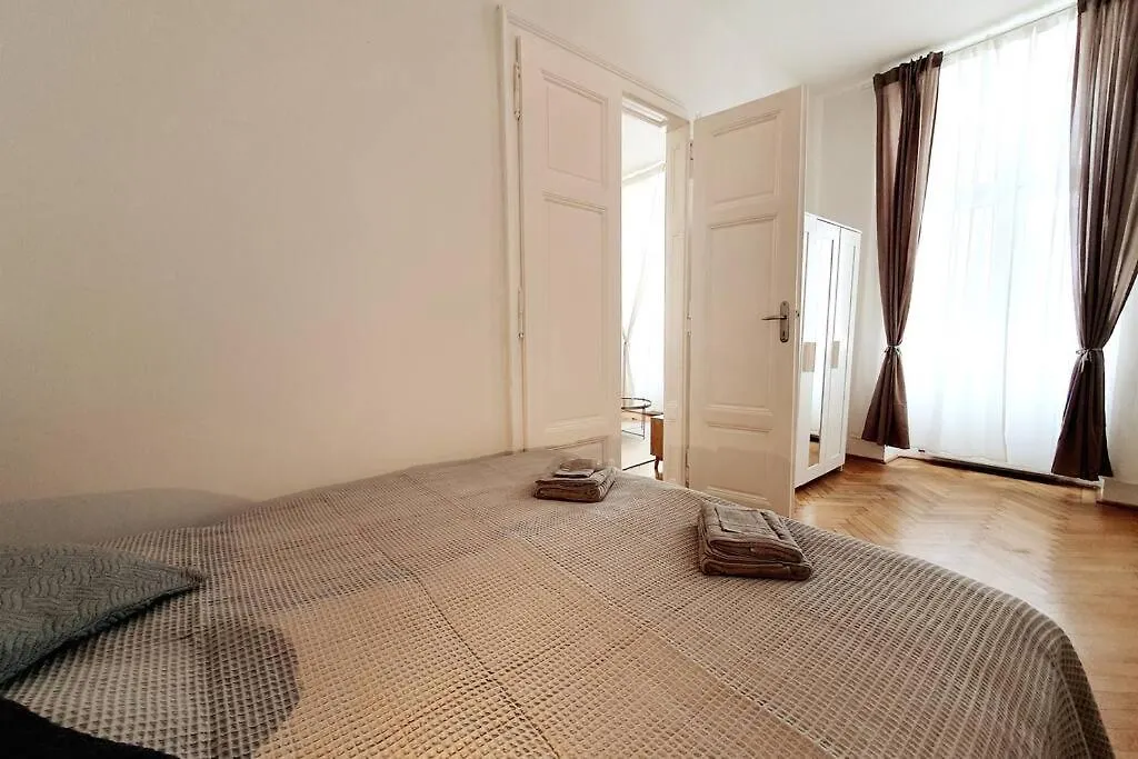 Savoir Vivre Apartments Rosinagasse Vienna